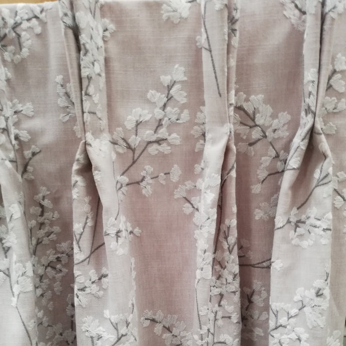 Pale pink with white & grey emboidery, lined, 3538a