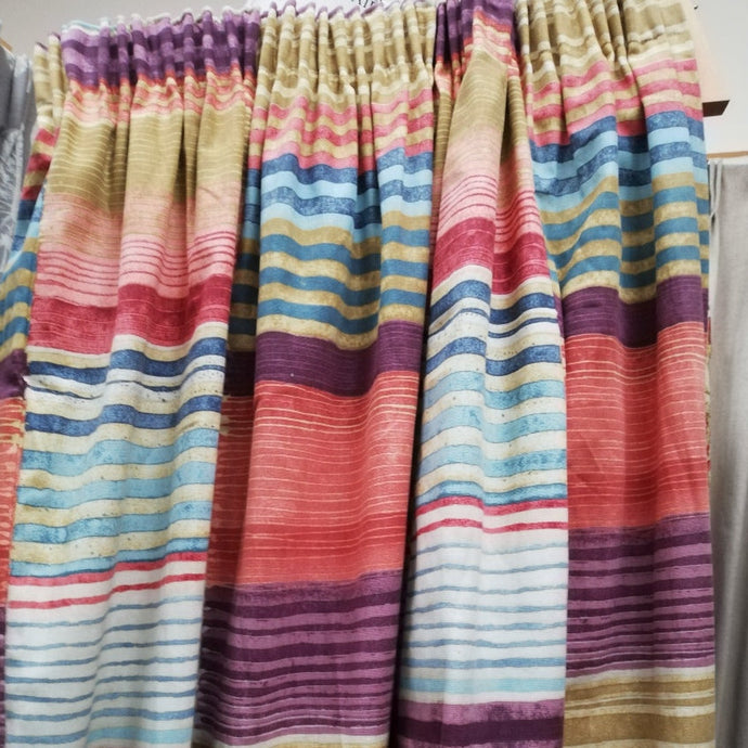 Multi coloured horizontal stripe, lined, 3543a