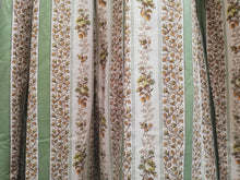 Load image into Gallery viewer, Green stripe with yellow florals, lined, 3561a
