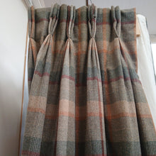 Load image into Gallery viewer, Brown/orange wool check, lined &amp; I/L, 3581
