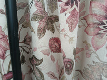 Load image into Gallery viewer, Beige with pink florals,lined &amp; I/L. 3483a
