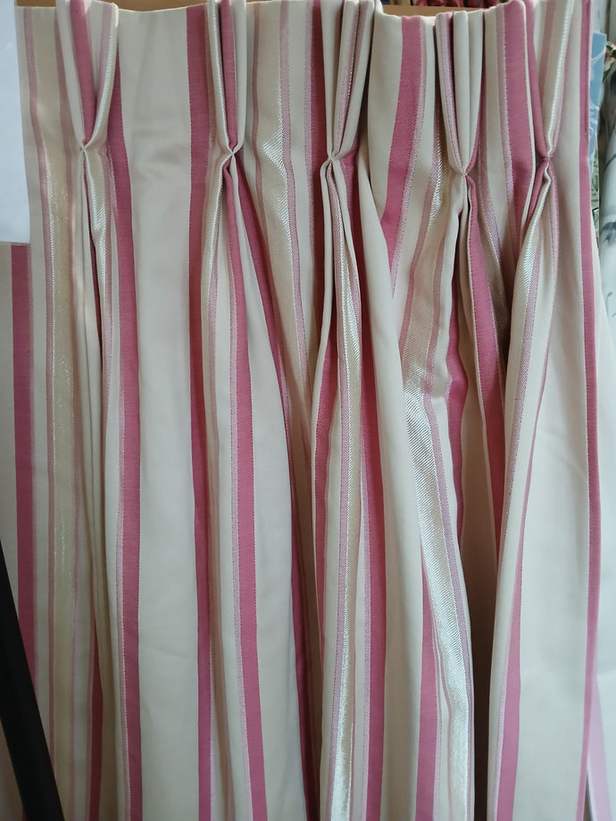 Red & cream stripe, lined, 3665e