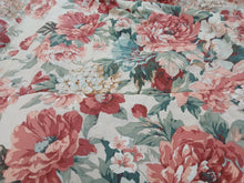 Load image into Gallery viewer, Beige with red/pink roses, lined &amp; I/L, 3669b
