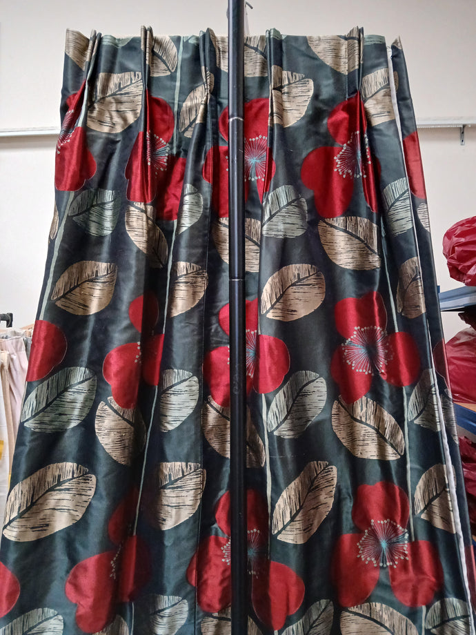 Black with red, green & gold large florals, lined & I/L, 3676