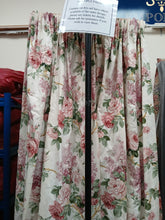 Load image into Gallery viewer, Cream b/g with pink roses, lined, 3684g
