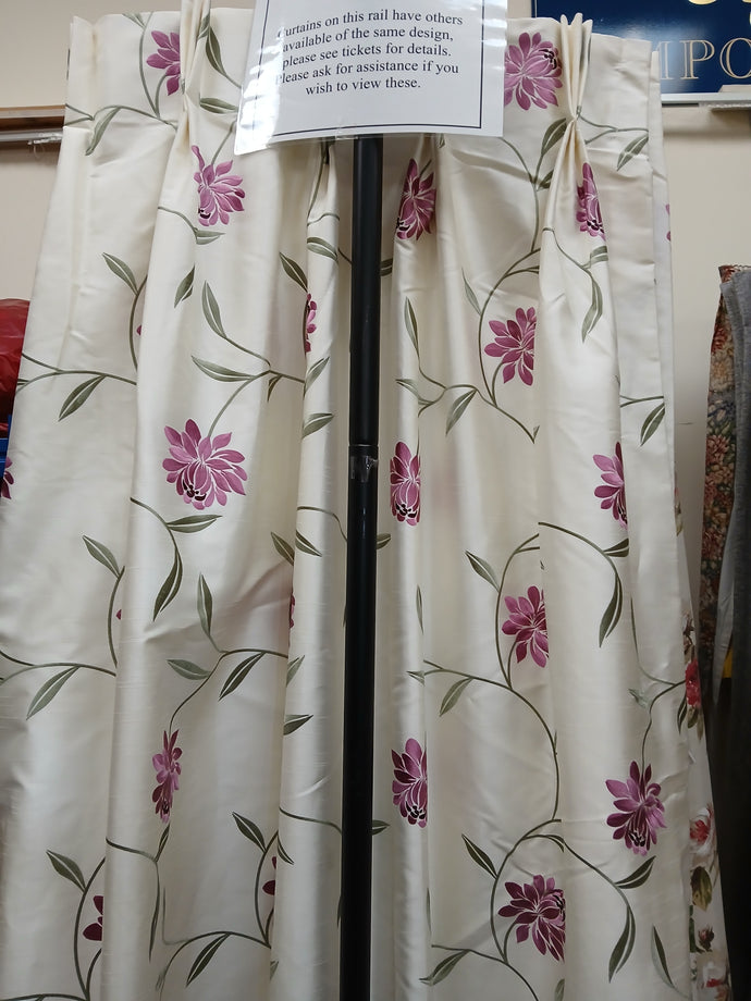 Cream with pink florals, lined, 3712f