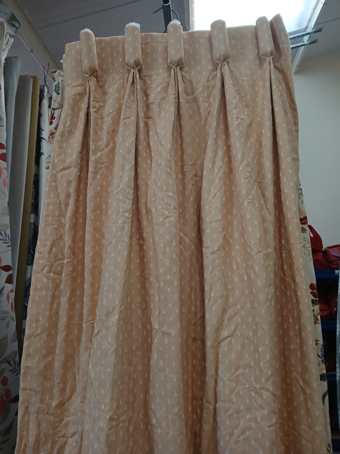 Beige herringbone with small cream leaf design, lined & I/L, 3715a
