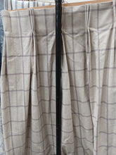 Load image into Gallery viewer, Beige with mauve check, lined, 3766b
