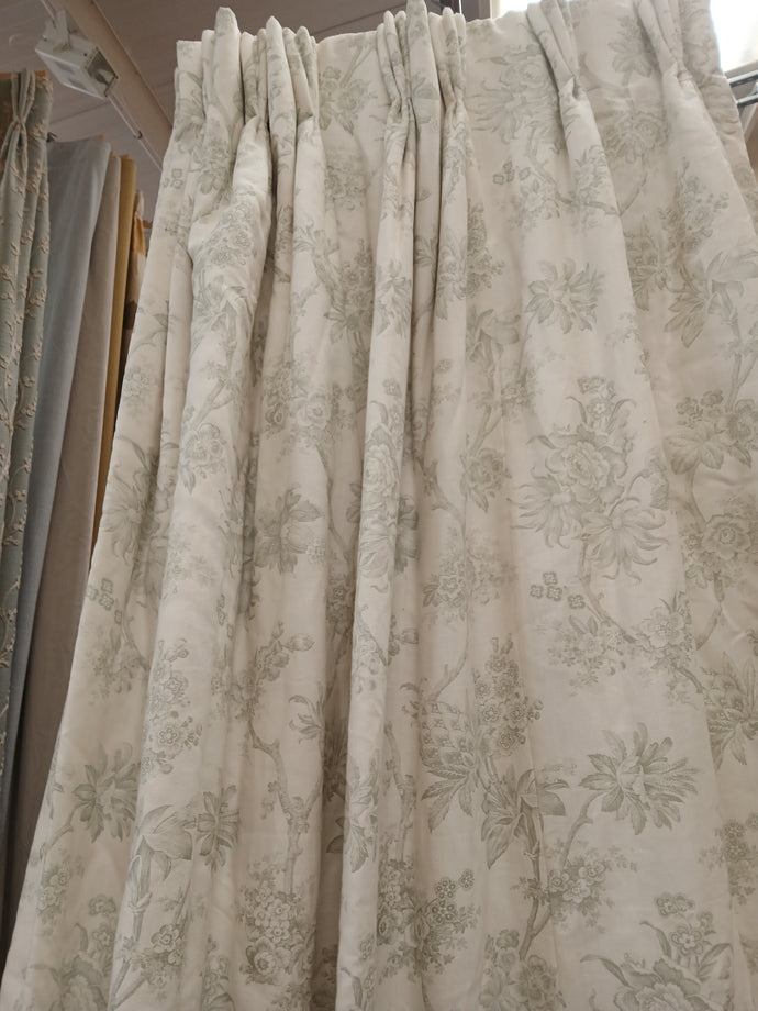 Cream with light green florals, lined & I/L, 3774d