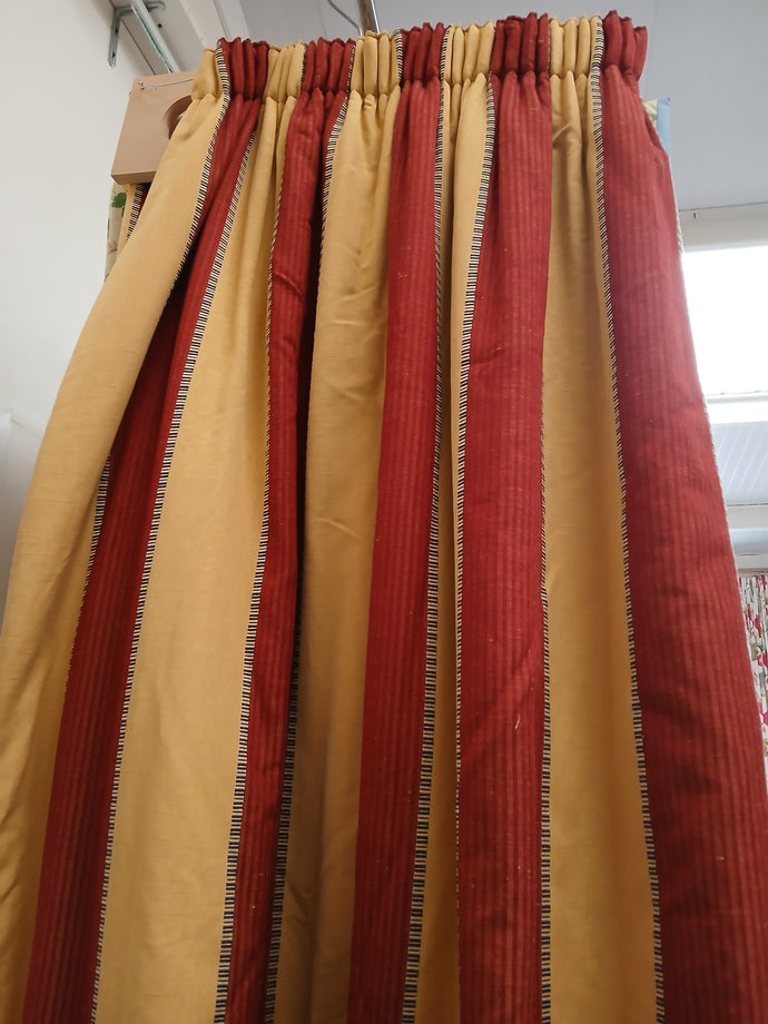 Gold & Burgundy large stripe,lined & I/L, 3783f