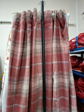 Load image into Gallery viewer, Red &amp; Beige check, lined, 3807a
