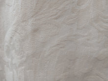 Load image into Gallery viewer, Cream self pattern, lined, 3844
