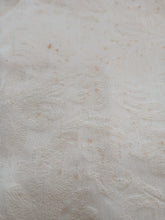 Load image into Gallery viewer, Cream self pattern, lined, 3844
