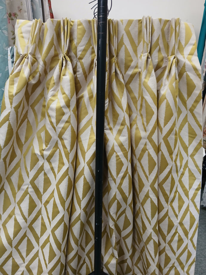 Lime green & beige geometric design, lined & I/L, 3847