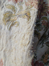 Load image into Gallery viewer, Beige with red florals, lined &amp; I/L, 3886b
