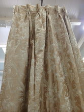 Load image into Gallery viewer, Gold cream design. lined, 3893c
