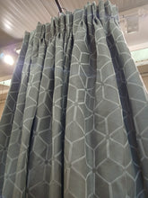 Load image into Gallery viewer, Pale grey with geometric design, B/O lined, 3900c
