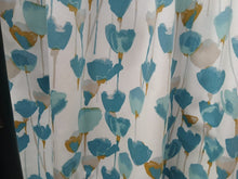 Load image into Gallery viewer, Romo "Tulipa", white with teal tulip design, lined, 3908a
