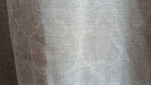 Load image into Gallery viewer, Dove grey paisley design, lined &amp; I/L, 3909f

