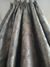 Load image into Gallery viewer, Grey mottled design, Lined &amp; I/L, 3917c
