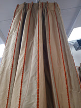 Load image into Gallery viewer, Two tone gold stripe silk, lined &amp; I/L 3938d
