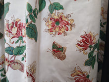 Load image into Gallery viewer, White b/g with red/pink Honeysuckle design, lined &amp; I/L, 3839f
