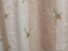 Load image into Gallery viewer, Cream &amp; White stripe with small pink flowers, lined &amp; I/L, 3839g
