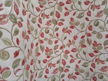 Load image into Gallery viewer, Beige with small red &amp; green leaves, bonded lining, 3944a
