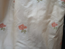 Load image into Gallery viewer, Cream silk with small peach flower design, lined &amp; I/L, 3946c
