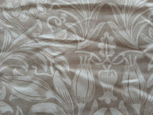 Load image into Gallery viewer, William Morris "Sunflower Hessian", B/O lined, 3949
