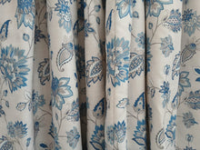 Load image into Gallery viewer, Cream b/g with blue floral design, lined &amp; I/L, 3955
