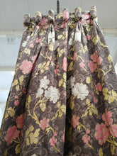 Load image into Gallery viewer, Brown b/g with green &amp; pink florals, lined &amp; I/L, 3959b
