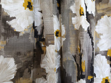 Load image into Gallery viewer, Harlequin "Giverney", large floral, lined, 3962a
