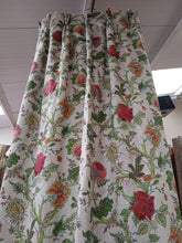 Load image into Gallery viewer, Beige b/g with florals in reds, greens &amp; oranges, B/O lined &amp; I/L, 3985a

