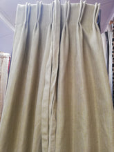 Load image into Gallery viewer, Green Herringbone pattern, lined &amp; I/L double pinch pleat 3988d
