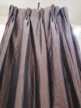 Load image into Gallery viewer, Mole Brown Silk, Lined &amp; I/L, Triple Pinch, 3991
