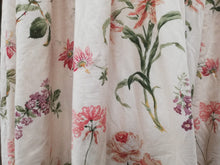 Load image into Gallery viewer, Colefax &amp; Fowler ''Sylvia'' Floral, Lined &amp; I/L, triple pinch, plus 2.5mtrs of fabric 3995c

