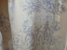 Load image into Gallery viewer, Blue &amp; White Toile De Jouy, lined, 4002c
