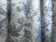 Load image into Gallery viewer, Toile du jouy, Blue &amp; White, Lined B/O, Pencil Pleat 4006b
