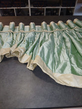 Load image into Gallery viewer, Chinese silk light sage green, lined &amp; I/l, 4014c
