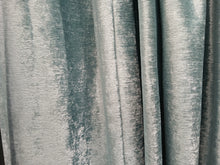 Load image into Gallery viewer, Espinoza seafoam, teal velour, lined, Iliv 30

