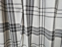Load image into Gallery viewer, Grey check, lined, 3360a
