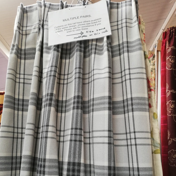 Grey check, lined, 3360a