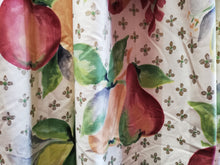 Load image into Gallery viewer, Designers Guild &quot;Nell Orton&quot; - lined &amp; I/L 3366B
